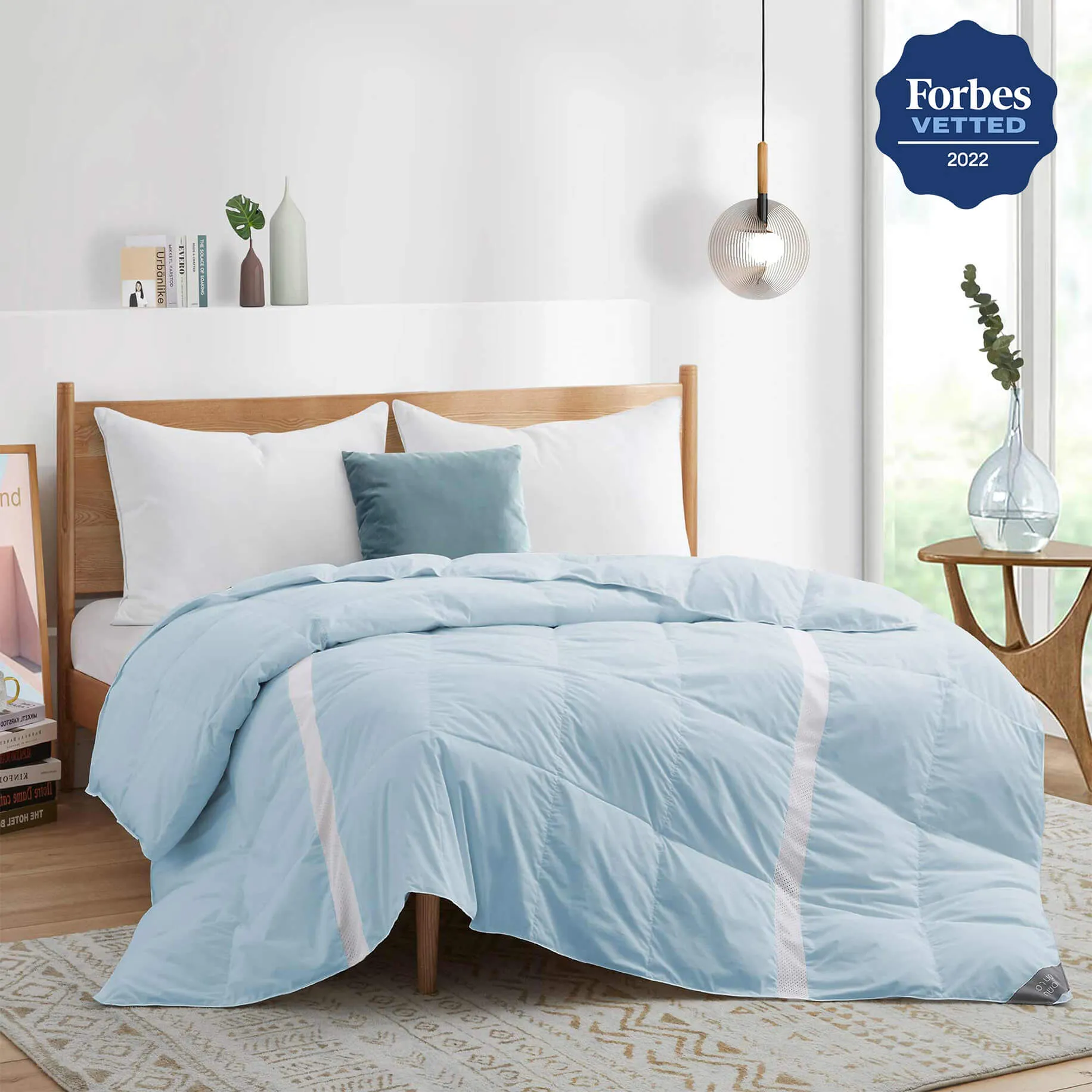 Ultra Lightweight Cooling Down Comforter for Hot Sleepers